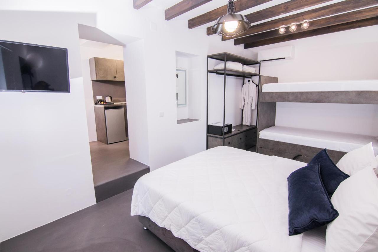 Ialemos Group Apartment Sými Luaran gambar