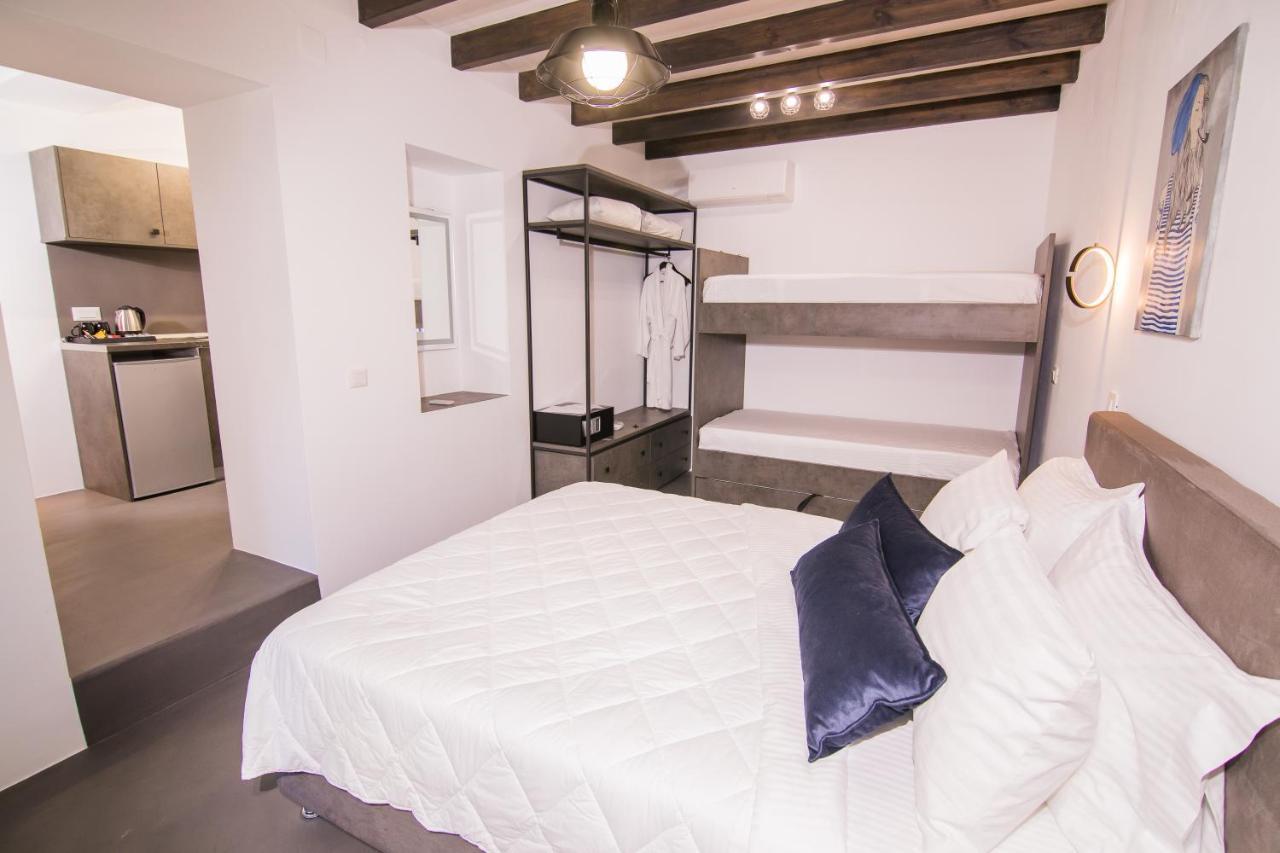 Ialemos Group Apartment Sými Luaran gambar